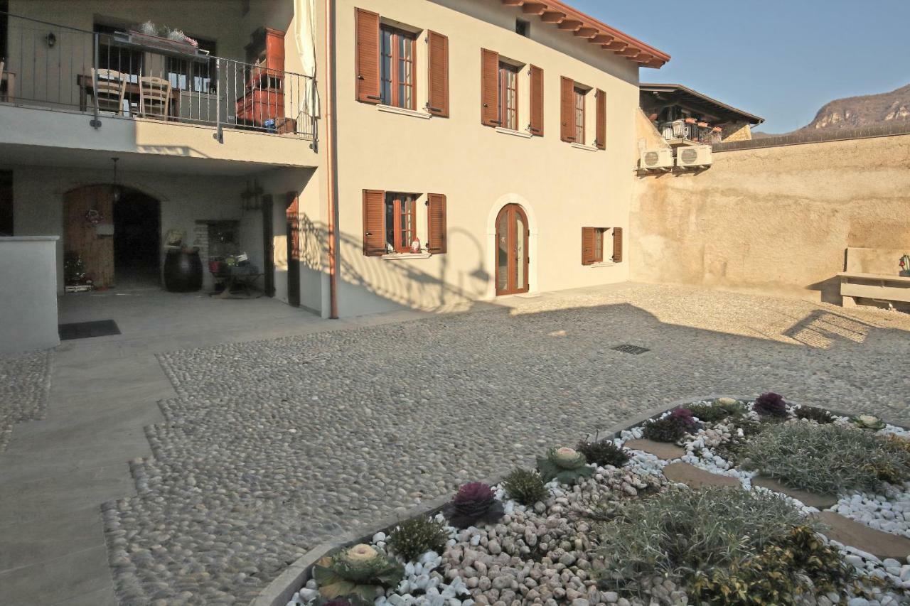 Agriturismo Corte Fontana Apartment ซาโล ภายนอก รูปภาพ